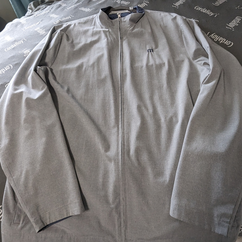 Travis Mathew lightweight reversible zip up